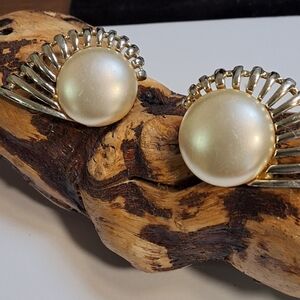 Vintage Sarah Coventry Gold Toned Faux Pearl Clip on Earrings 1 In